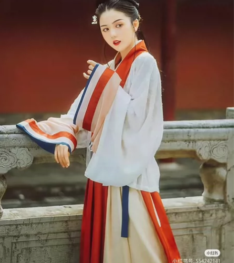 山茱萸花朝记原创设计汉服 花朝记，全新。 ...