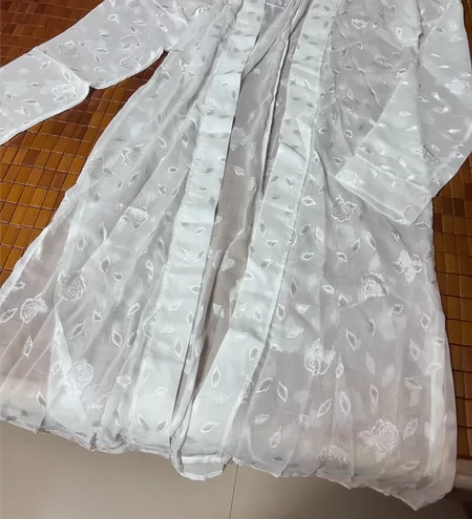 耀春旗舰店汉服长衫中衣 全新带吊牌试穿过,...
