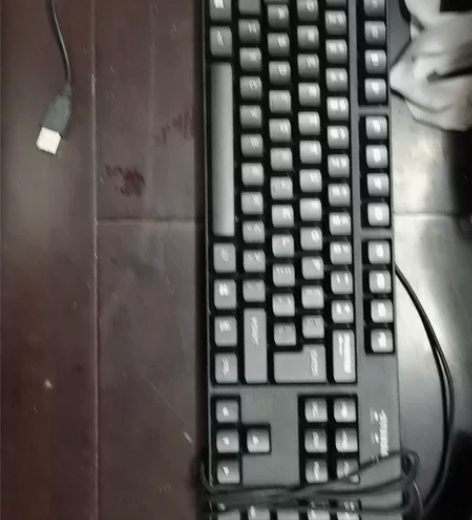 现代YUNDAI 有线USB舒适键盘 95...