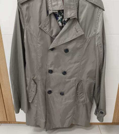 正品马克华菲男士休闲风衣西服外套！只穿过一...