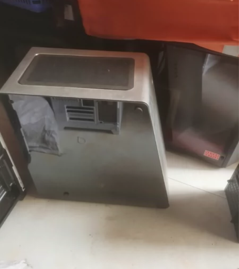电脑机箱 撒哈拉 刀塔D9斜面铝合金面板网...