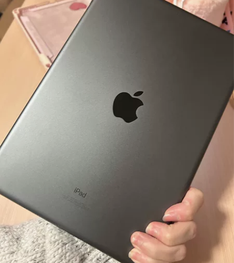 女生自用ipad2020 128g 无瑕疵...