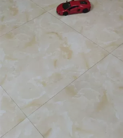 勾勾手玩具车儿童遥控车玩具电动漂移赛车法拉...