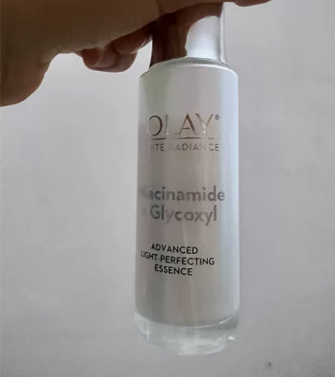 OLAY玉兰油多效超抗小白瓶精华液改善暗沉...