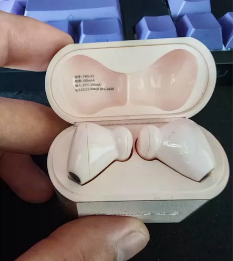 纽曼蓝牙耳机,用了一段时间闲置了 动态还有...