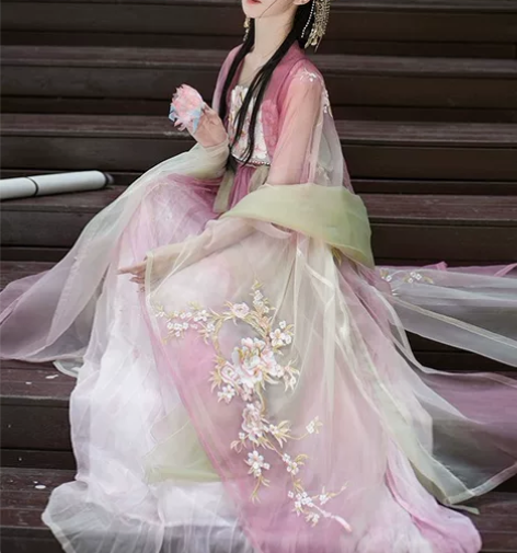 玉术桃花神 诃子裙大袖衫披帛  备注：红色...