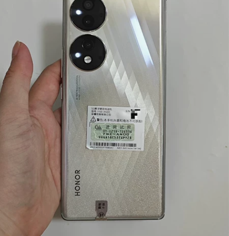 实拍图 95新 荣耀70(5g)金色8...