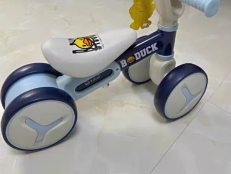 全新 乐的 小黄鸭儿童平衡车无脚踏滑行车1...
