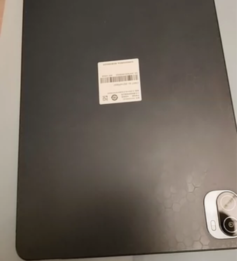 自用的小米5Pro,由于不怎么用一直闲置着...