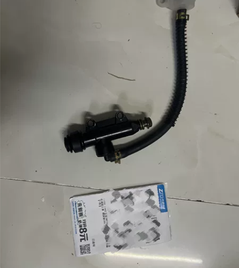 原厂后刹车泵,贝纳利全系列都有,其他车型也...