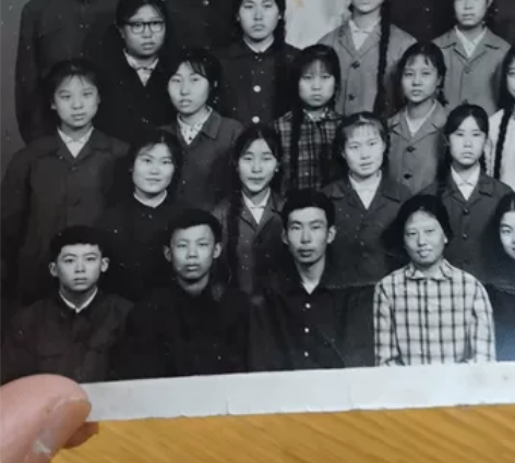 老照片,包老包真,那个年代的记忆。恰同学少...