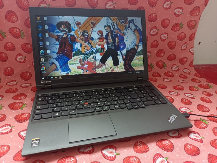 联想笔记本电脑 i7四代 流畅大型游戏