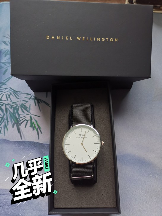 Daniel Wellington中性石英...