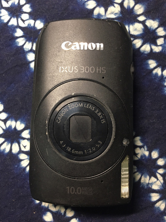 佳能ixus300hs数码相机，黑色皱纹漆...