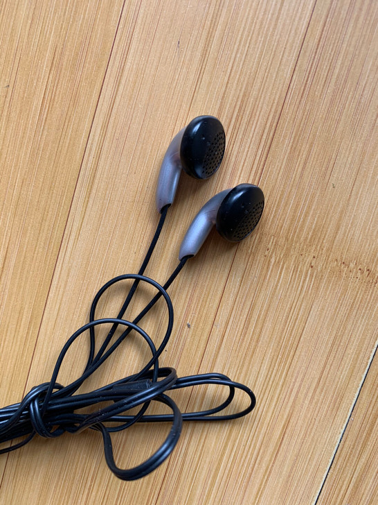 索尼耳机e706 原装正品 音质好