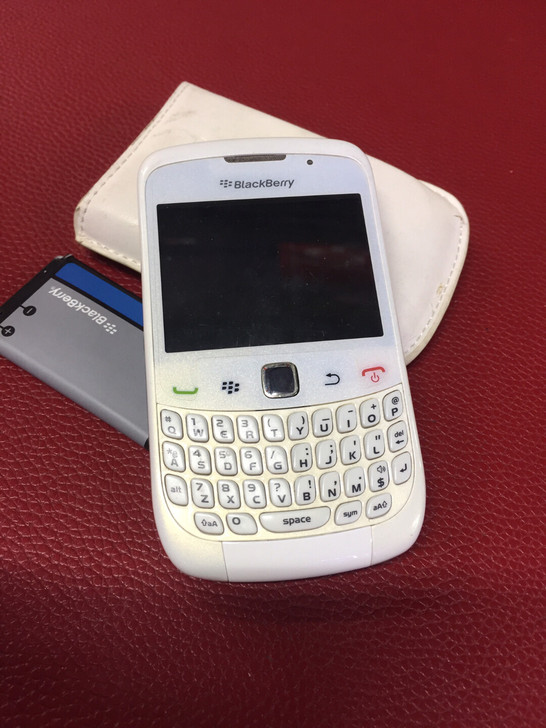 黑莓9300手机,成色如图,电池坏鼓包了,...