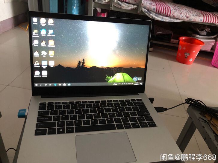 机械革命笔记本，详细看图。买了1年多多。原...