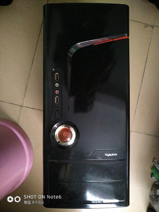 台式电脑机箱,带电源,成色新净,功能全正常...