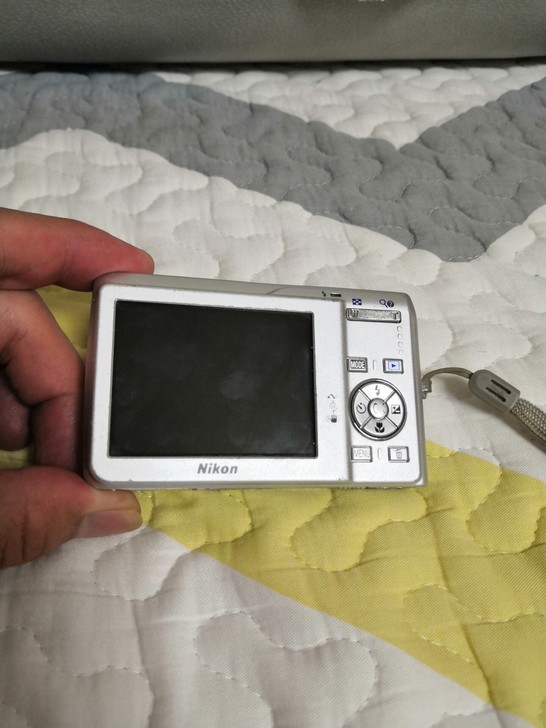 尼康s200数码相机coolpix s20...