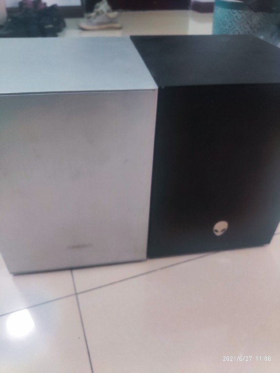 铝合金迷你机箱，功能正常不缺件，不占地方只...