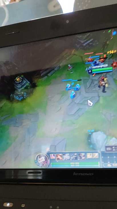 联想笔记本 b450 独显 能lol cf...
