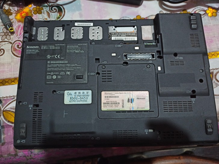 thinkpad X201,i3双核四线程...