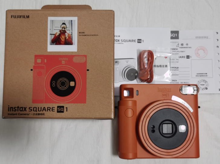 全新富士拍立得相机sq1 instax s...