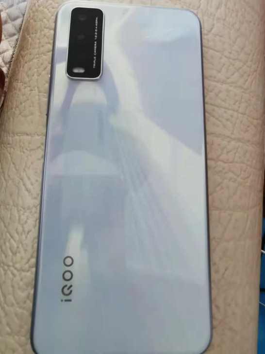 vivo iQOO U1x 手机