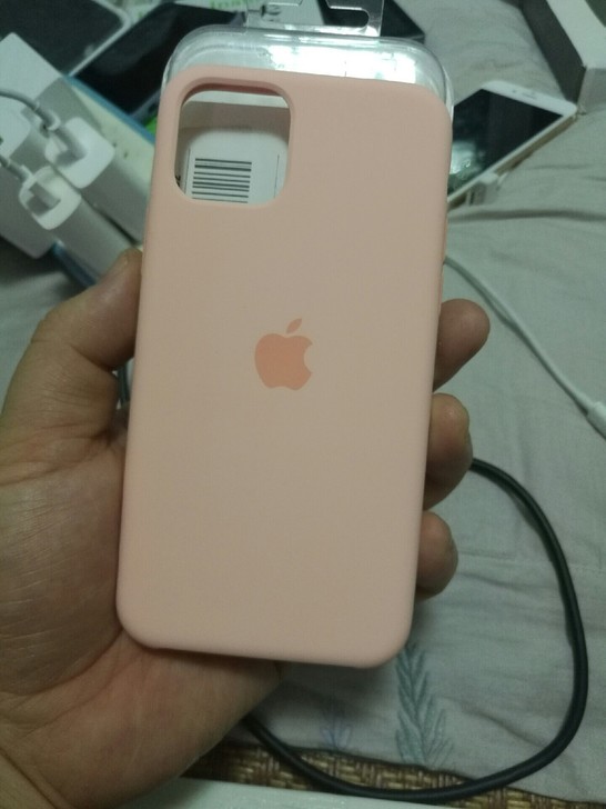 iPhone 11pro 硅胶保护壳西柚色