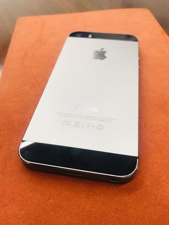 iPhone 5s 商家购买,个人一手功能...