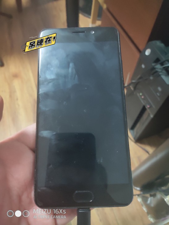 八成新魅蓝note6,32G。