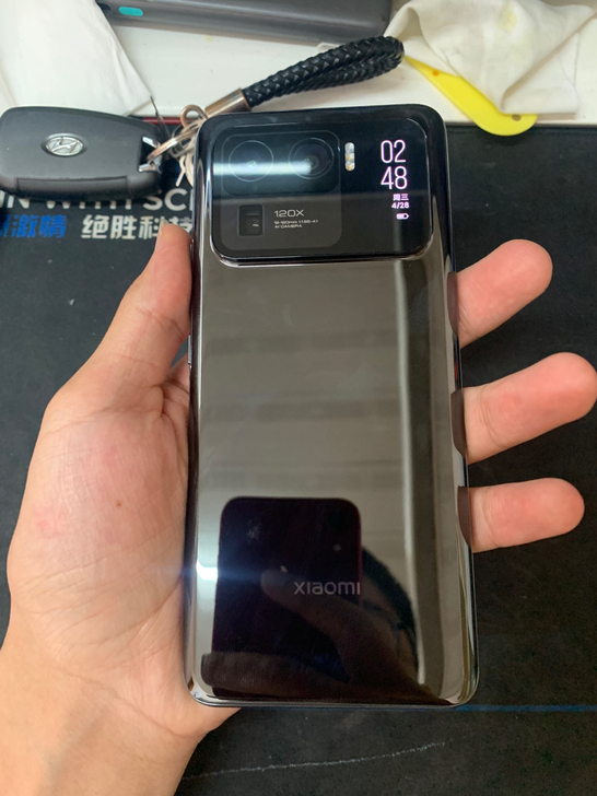 小米11 ultra 8+256 陶瓷黑。...