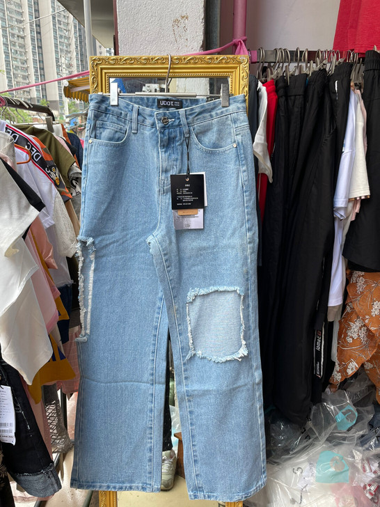 包邮全新带吊牌 右道品牌破洞 牛仔裤27....