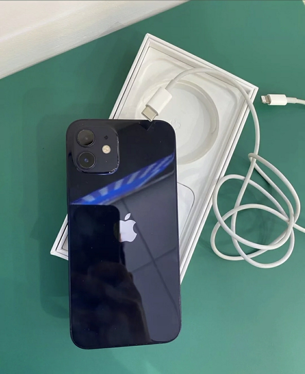品牌型号 苹果12黑
