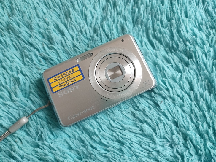 sony CCD相机一台，型号w190，老...
