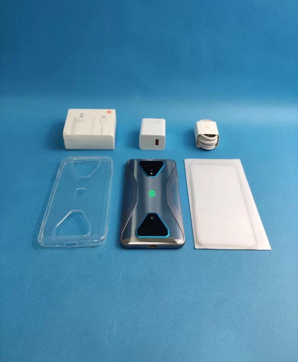 成色新黑鲨3铠甲灰12+256G游戏5G手...