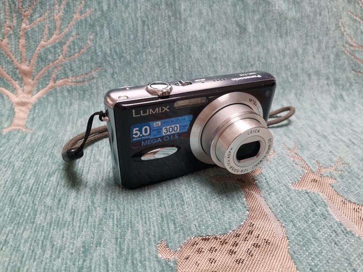 松下DMC-FX8