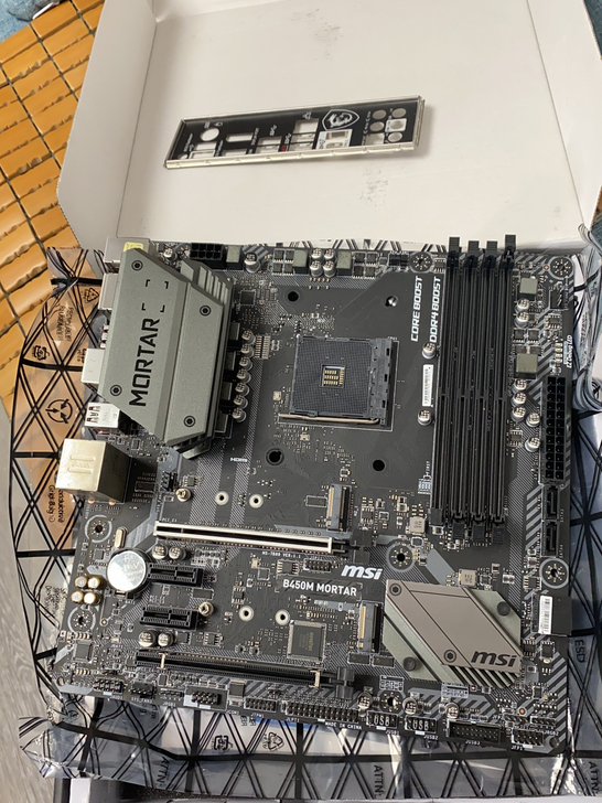 因为扩展性一般,升级了x470主板,原来的...