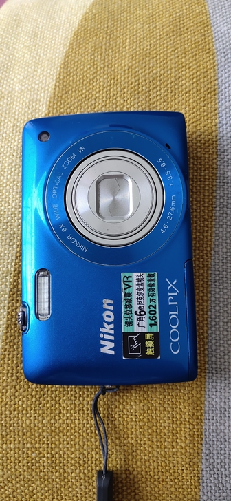 尼康S4300相机，成色如图，正常使用