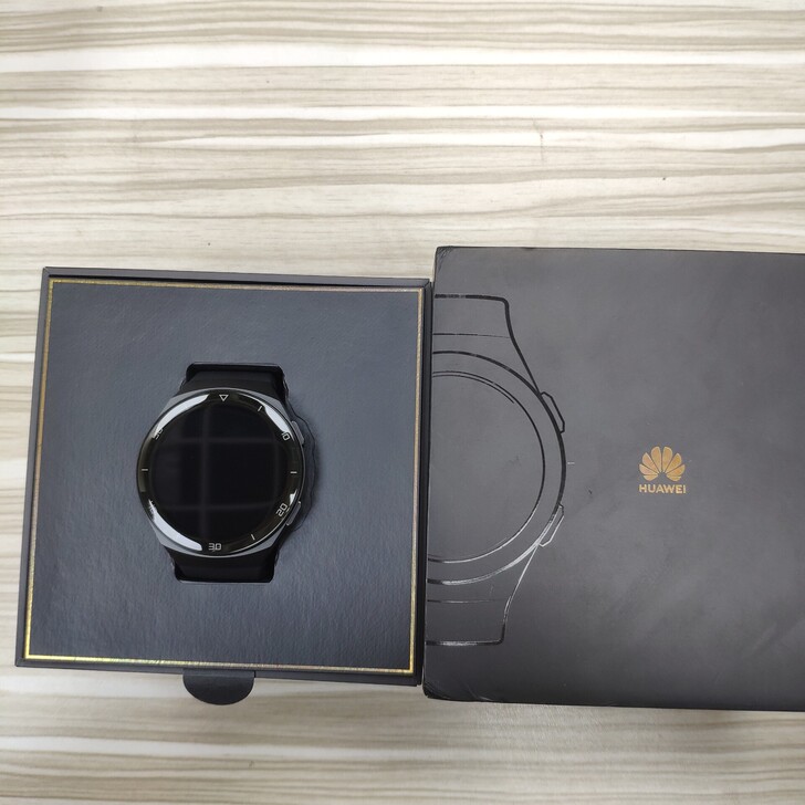 智能手表    型号HCT_B19    ...