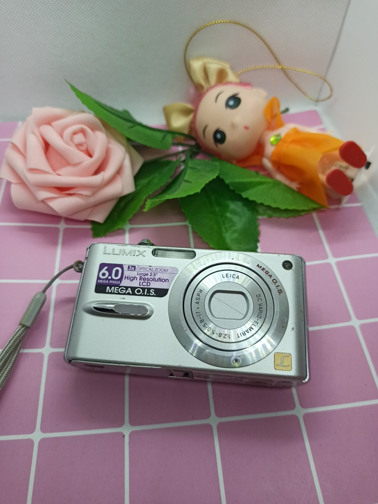 松下DMC-FX9复古百元CCD数码相机不...
