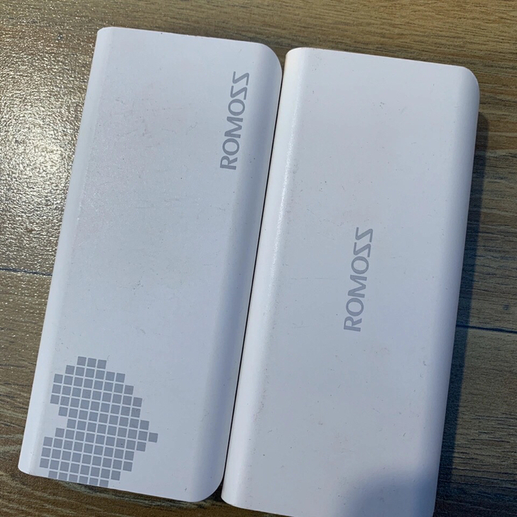 10400毫安充电宝。 包邮   质量保证...