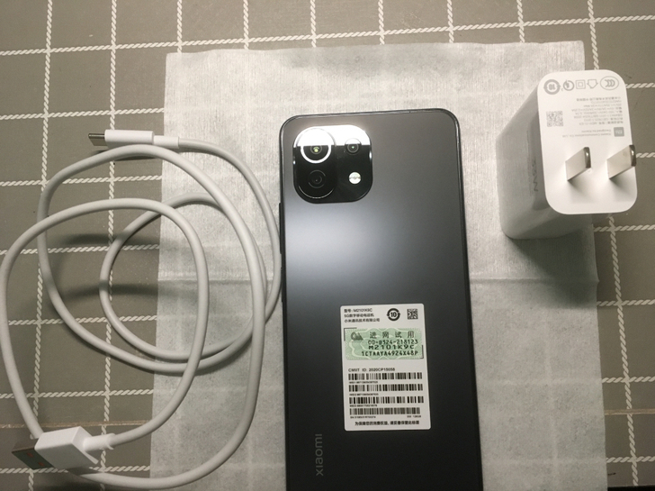 小米11青春版黑色99.9成新，只用了一星...