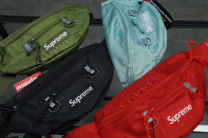 Supreme 单肩包斜挎包腰包3M反光迷...