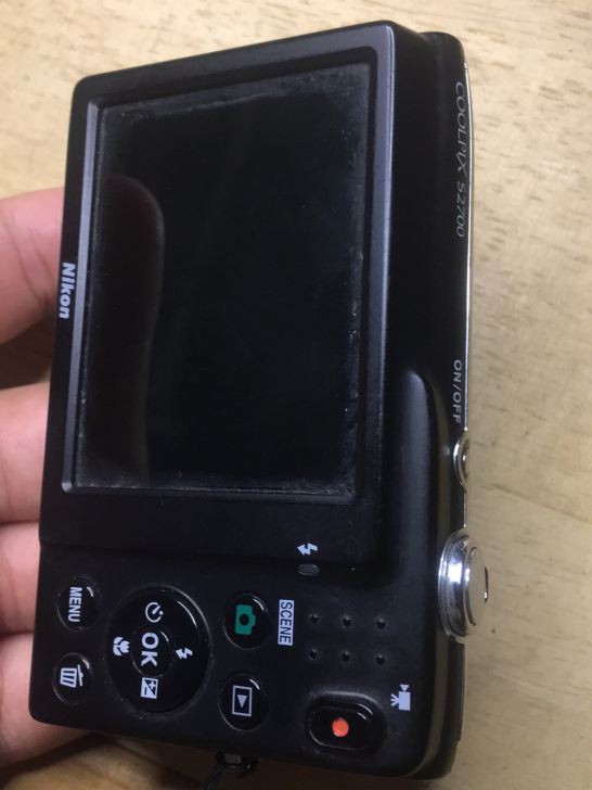 尼康S2700相机，成色 如图，效果非常好...