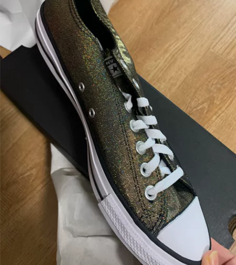 匡威帆布鞋42.5码,全新正品 感兴趣的话...