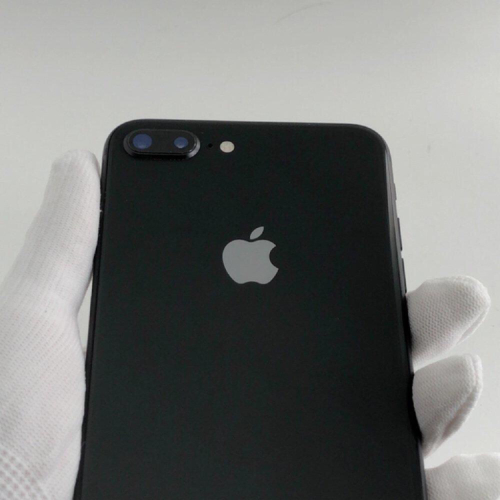 95新 iPhone 8 Plus 64G...