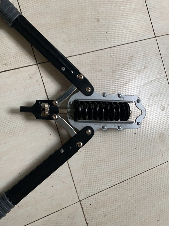 臂力器  0-80kg