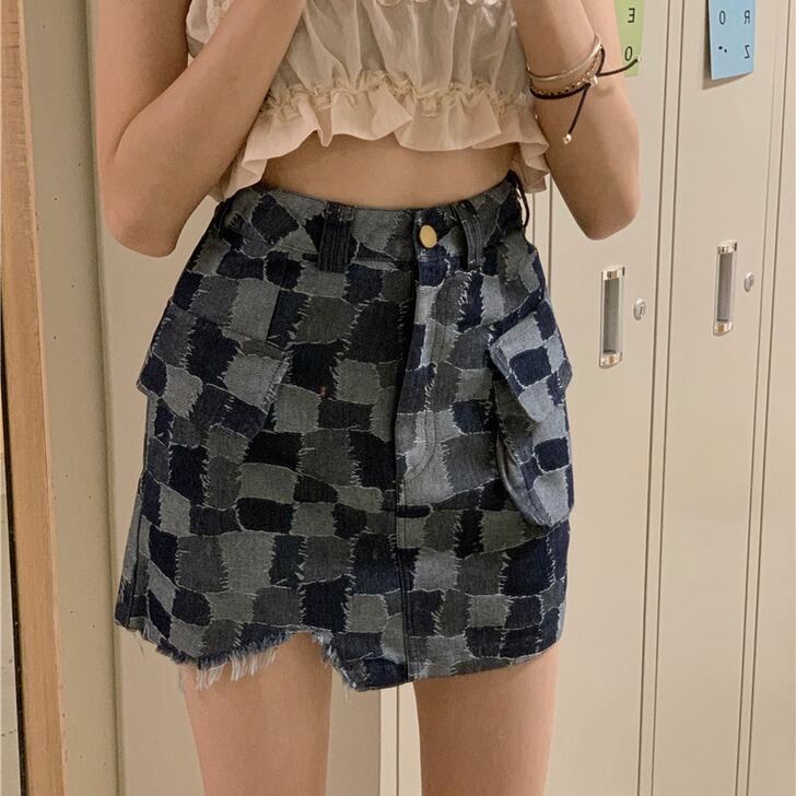 牛仔半身裙女高腰显瘦格子包臀短裙2021年...