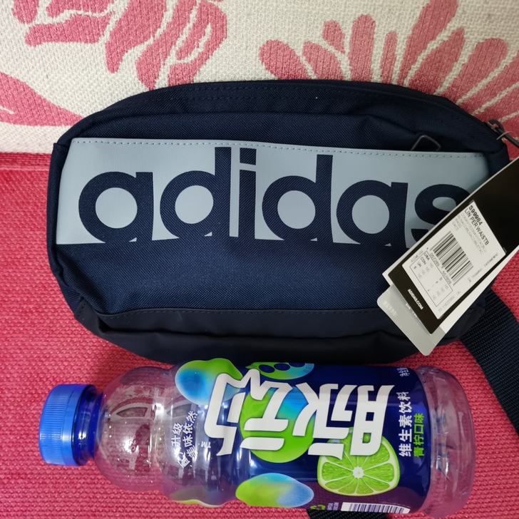 阿迪达斯Adidas腰包
